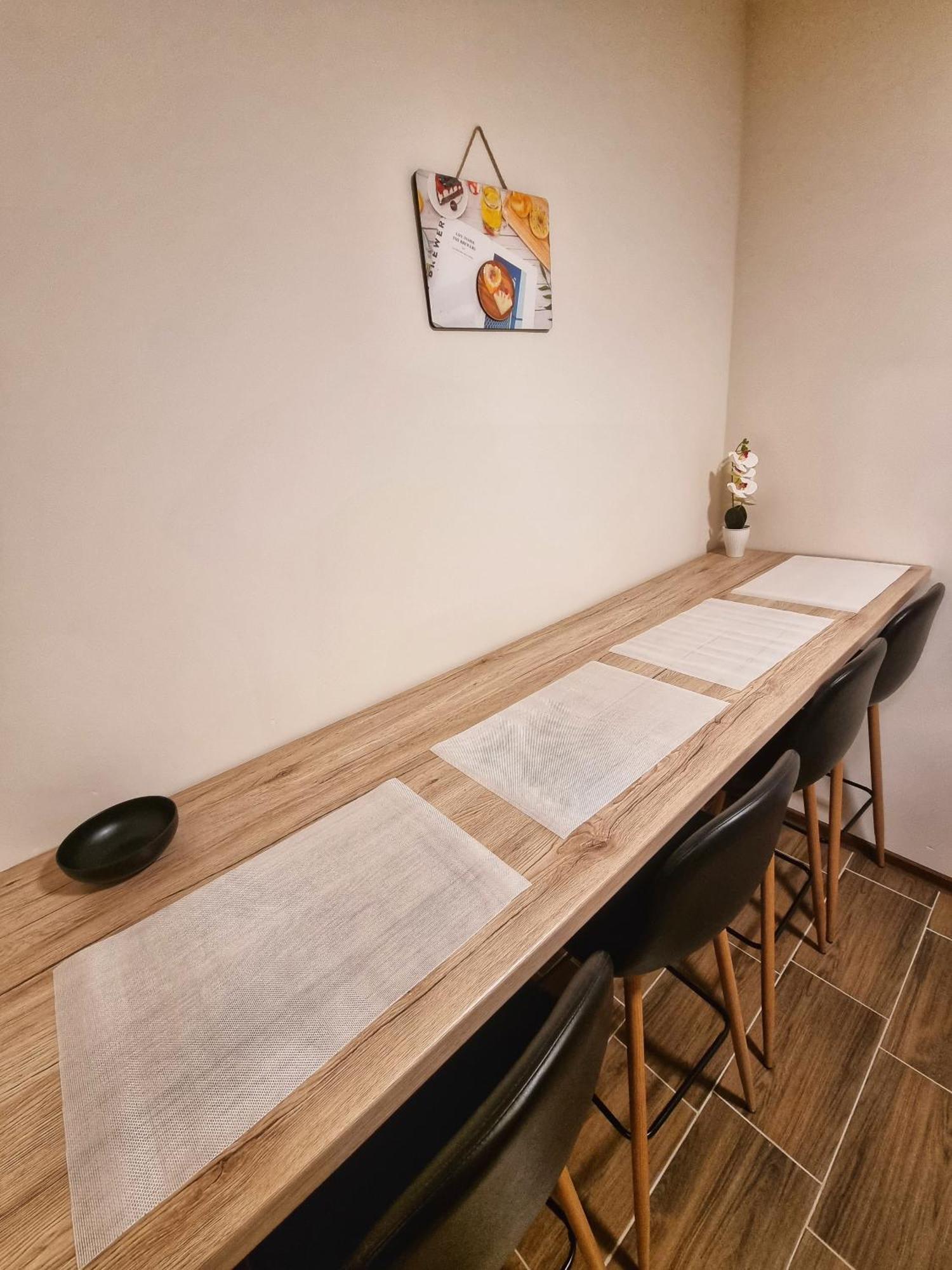 Dorce Apartmani Horgos Esterno foto